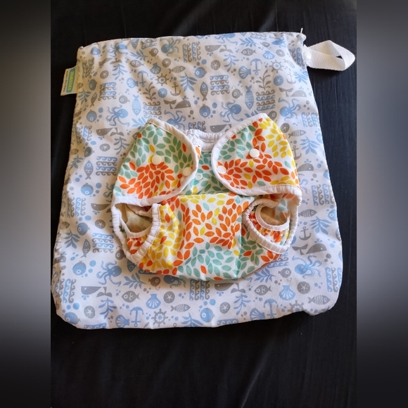 Thirsties Wet Bag And Size 2 Diaper Cover Set  See Photos For Details - Picture 1 of 10